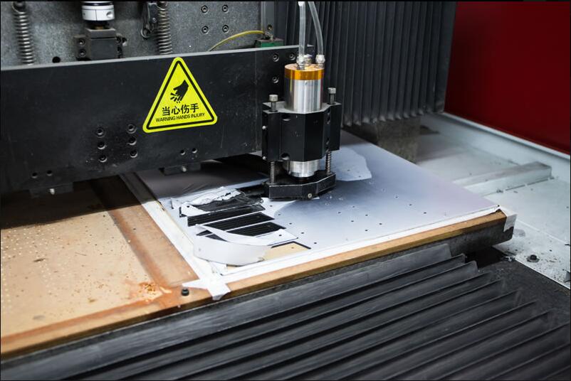 碳纖維材料加工的全面解析：技術、應用與未來展望